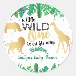 En liten Vild är på väg att boja babyskor Runt Klistermärke