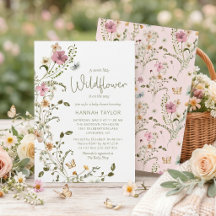 En liten vildblomma flicka rosa babyfirande