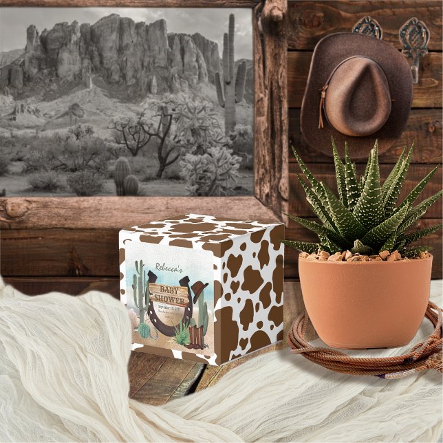 En liten Western pojke, babystövel Presentaskar (Rustic Western Boy Baby Shower Square Favor Box -- "A Little Cowboy Is On His Way" Collection)