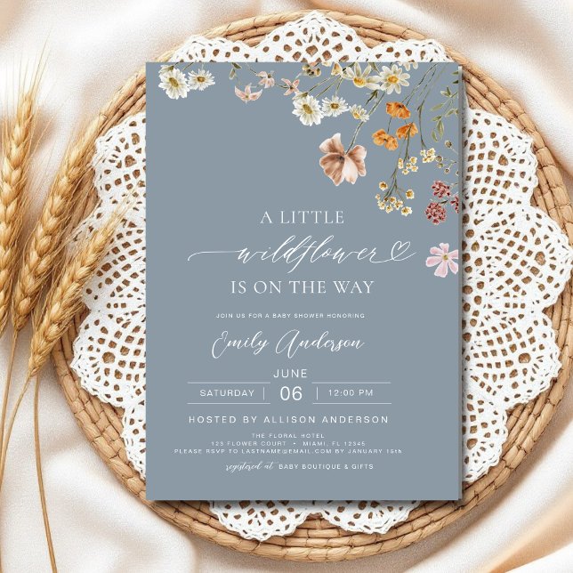 En liten WildblomBoho Dusty Blue Baby Shower Inbjudningar (Skapare uppladdad)