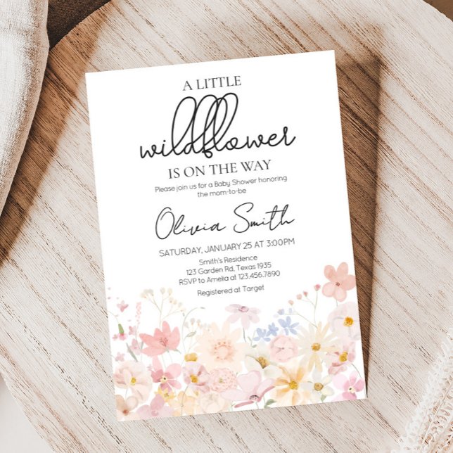 En liten Wildblomma är på väg att visa sig vara en Inbjudningar (Floral Little Wildflower Is On The Way Baby Shower Invitation)