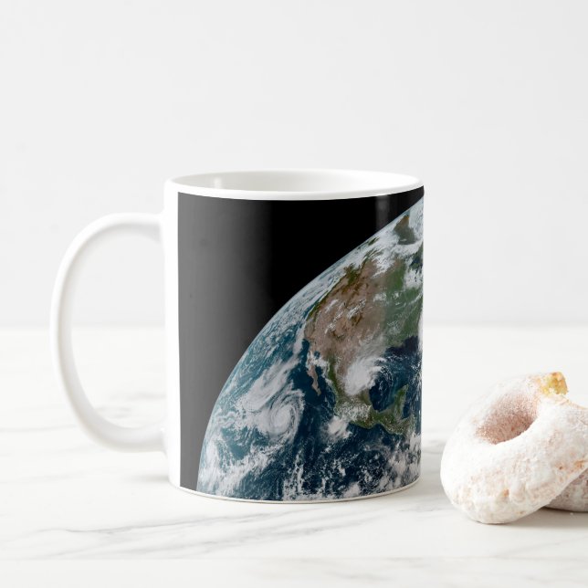 En lös kedja av tropiska cykloner kaffemugg (Med munk)