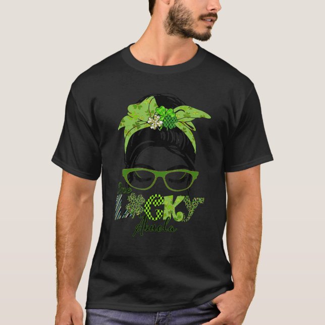 En Lucky Abuela Grandma Messy Bun Shamrock St Pat T Shirt (Framsida)