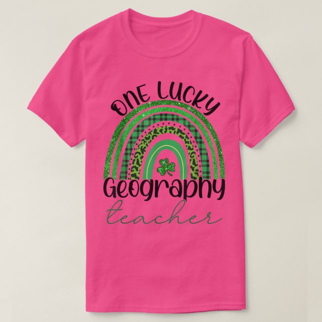 En Lucky Geography Teacher St patrick's day Leopa T Shirt (Design framsida)