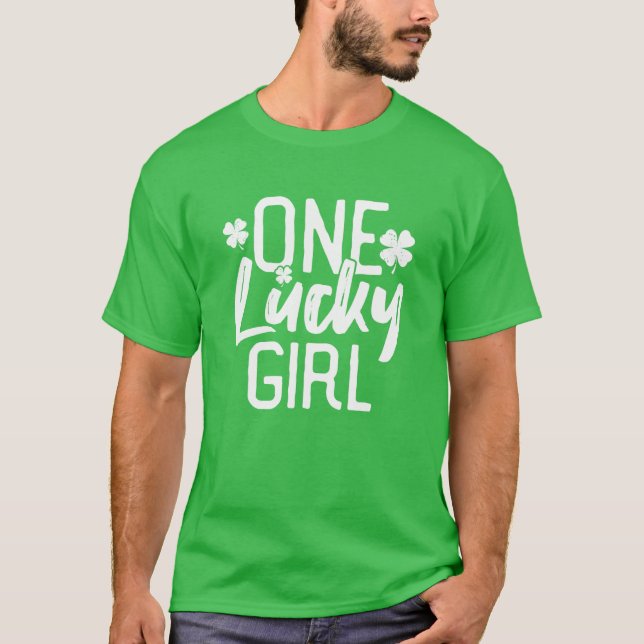 En Lucky Girl St. Patrick Day Matching Pajamas T Shirt (Framsida)
