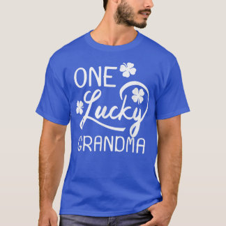 En Lucky Grandma St patrick's day T Shirt