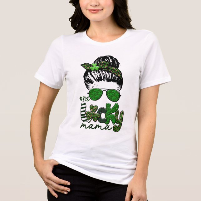 En Lucky Mamma Irish St. Patrick's Day T Shirt (Framsida)