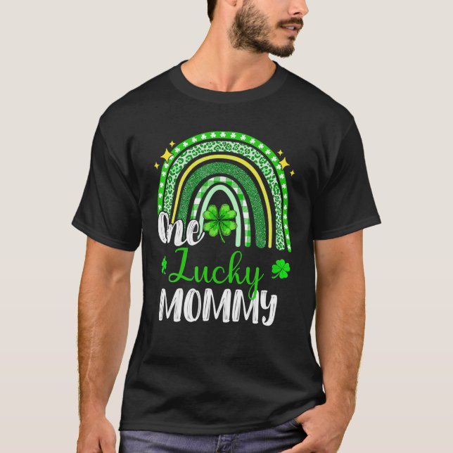 En Lucky Mamma Leopard Skriv ut Rainbow St Patrick T Shirt (Framsida)