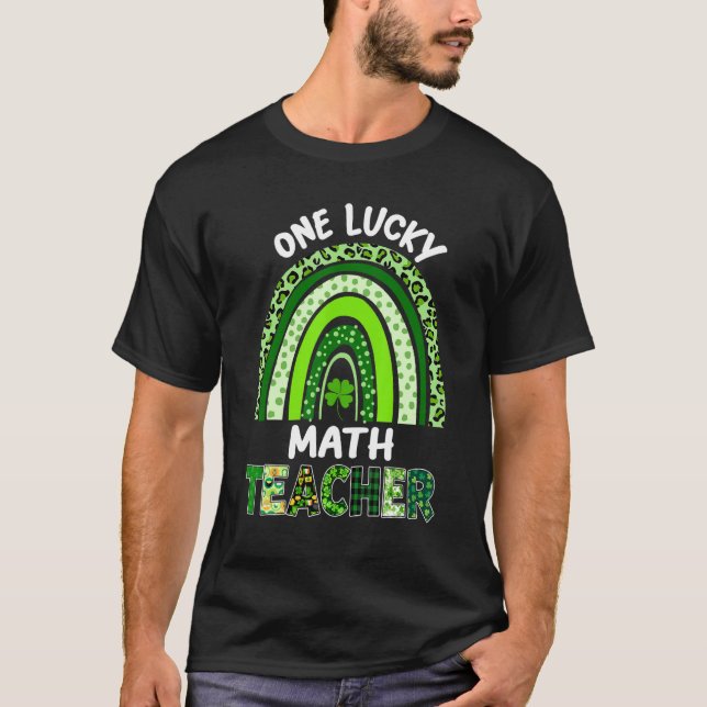 En Lucky Math Teacher Rainbow Leopard St Patricku T Shirt (Framsida)