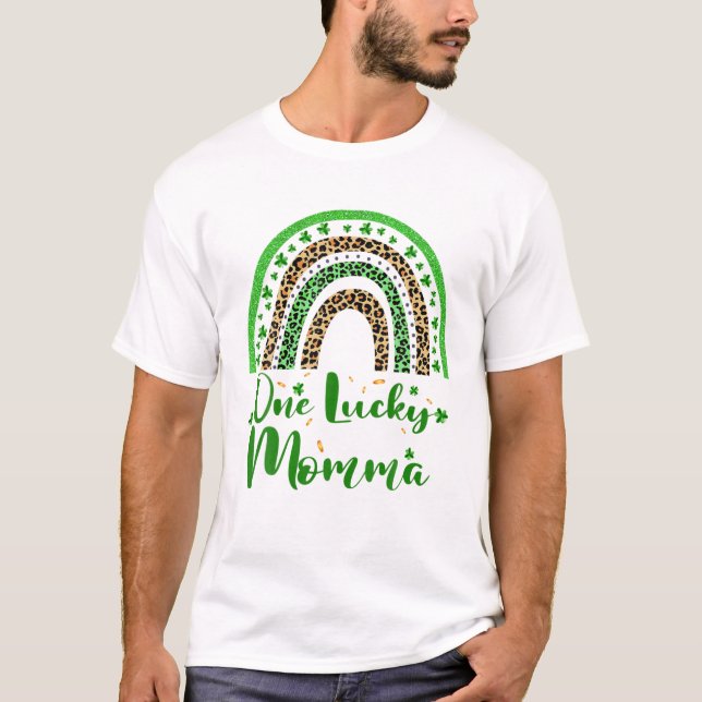 En Lucky Momma Irish Rainbow Leopard Patricks Day T Shirt (Framsida)