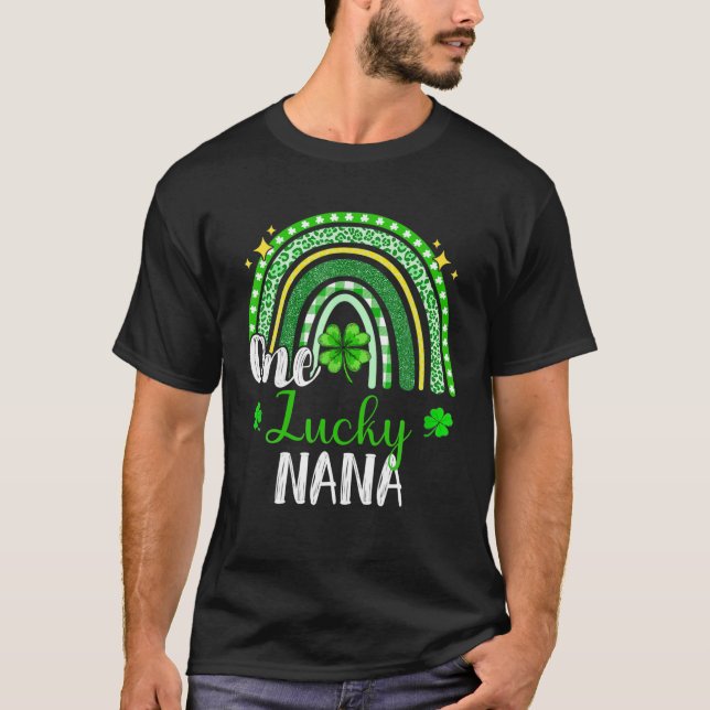 En Lucky Nana Leopard Skriv ut Rainbow St Patrick' T Shirt (Framsida)