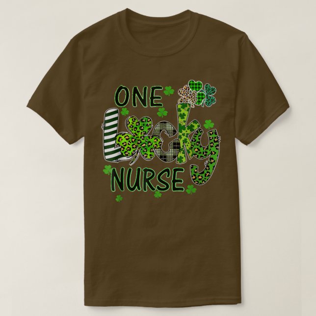 En Lucky Nurse St patrick's day Shamrock Leopard T Shirt (Design framsida)
