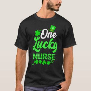 En Lucky Nurse Women Saint Patricks Day Nurses T Shirt