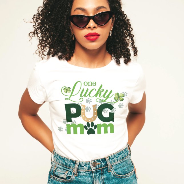 En Lucky Pug Mamma St. Patrick's Day T Shirt (Skapare uppladdad)