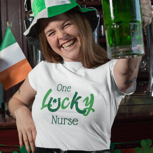 En Lucky Sjuksköterska   Anpassningsbar St Patrick T Shirt