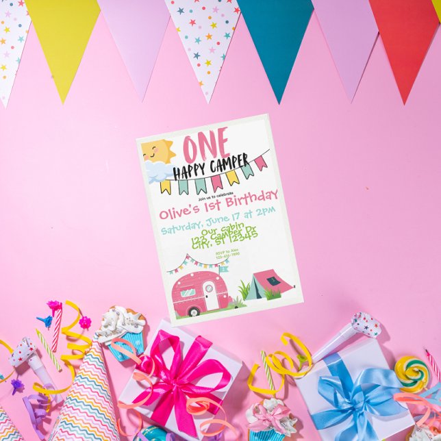 En Lycklig Camper Girl-födelsedag Inbjudningar (Skapare uppladdad)