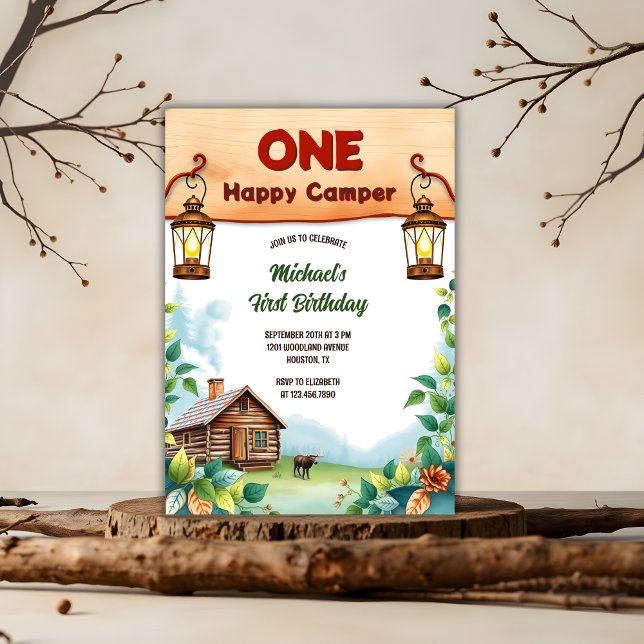En Lycklig Camper Rustic Woodland 1:a födelsedag Inbjudningar (One Happy Camper 1st Birthday Invitation – Rustic Woodland Party for Baby Boy)