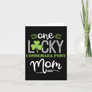 En lycklig Connemara-ponnyhäst Mam Irish Häst Ridn Kort