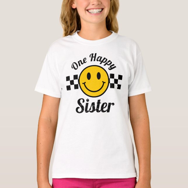 En Lycklig-Gult Smiles Birthday Matching T Shirt (Framsida)