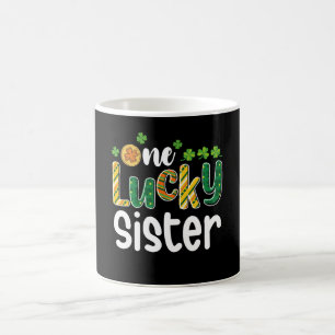 En lycklig syster Matchande familj St Patrick's Da Kaffemugg