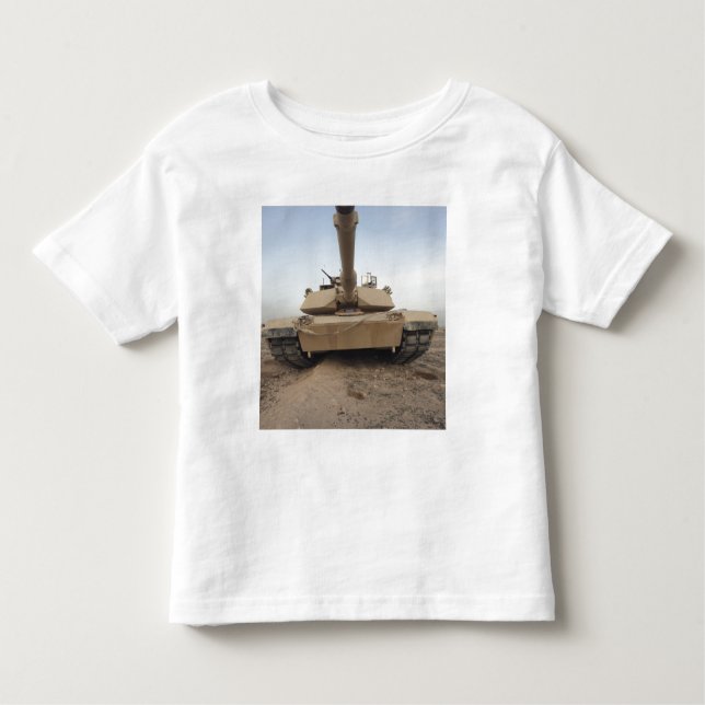 En M-1A1-Tank för huvudslaget T Shirt (Framsida)