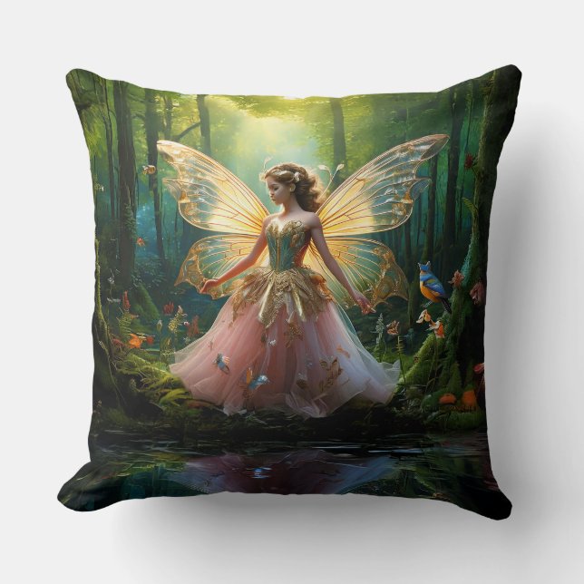 En magisk älv i skogen kudde (Framsida)