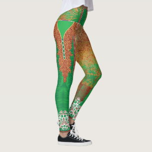 en målning av grönt fält med orange gräns leggings