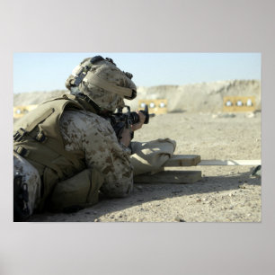 En marin brand i ett M16A2-servicegevär Poster