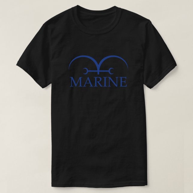 En marin Flagga i Biet - Marineford T Shirt (Design framsida)