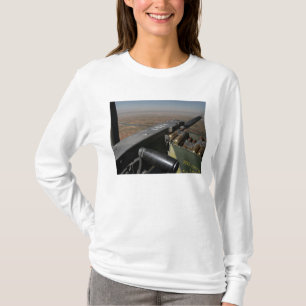 En maskingevär för 50 kaliber t-shirt