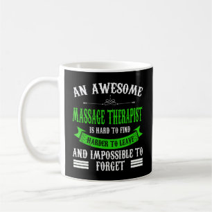 En massageterapeut mot Fantastisk Kaffemugg