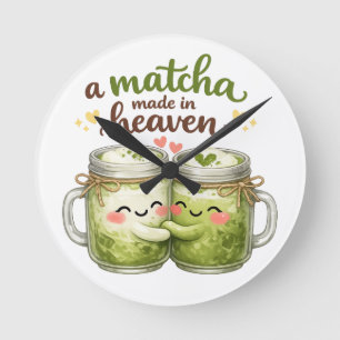 En Matcha Tillverkad i Himlen Söt Rolig Punsj Rund Klocka