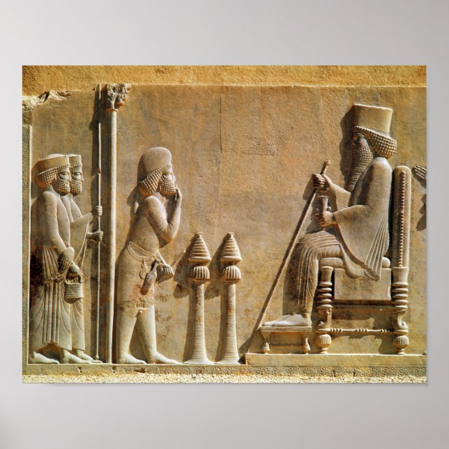 En medianofficer som betalar hem till Kung Darius Poster (Framsidan)