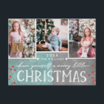 En Merry Little jul Family Photo Collage Helg Vykort<br><div class="desc">En liten julfamiljs Anpassningsbar 3 Photo Collage PostCard. Med roligt,  modernt typsnitt,  Berries och en frostig teal- och träkolbakgrund! Byt ut dig med dina foton och skicka en speciell personlig till hälsning till familj och vänner!</div>