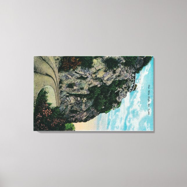 En miljon hög, vid Mt LoweMt. Lowe, CA Canvastryck (Framsida)