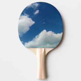 En mjukhet i molnen pingisracket
