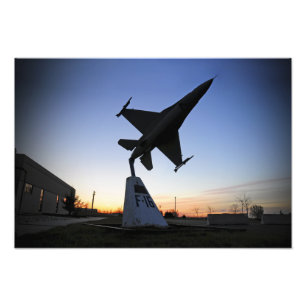 En modell av F-16 C-falken Fototryck