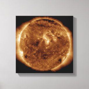 En mörk klyfta i sol atmosfär canvastryck