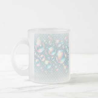 En mugg med bubbeltryck och frostad finish