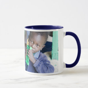 En mugg som hjälper AIDSföräldralösar
