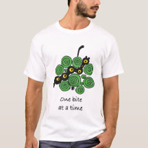En Munsbit i Taget Mask T-Shirt