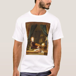 En musiker som leker en fiol vid en draperad t-shirt