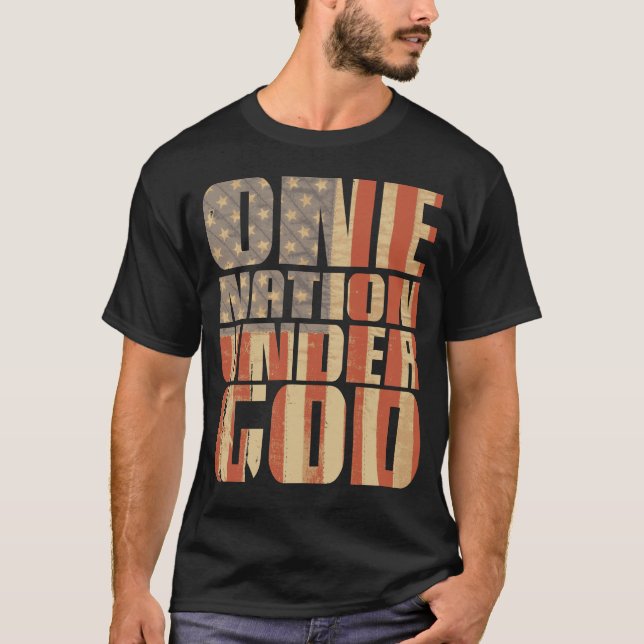 EN NATION UNDER GUD! T-SHIRT (Framsida)