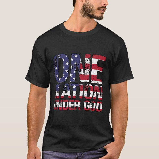 En nation under Guds Flagga 4 juli Patriotic Ch T Shirt (Framsida)