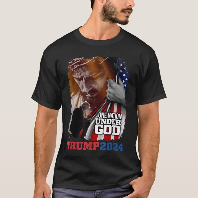 En nation under Guds president Trump 2024 Amerika T Shirt (Framsida)