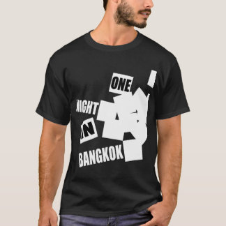 En natt i Bangkok Essential T-Shirt