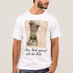 En New York ekorre med hans nöt T-shirt
