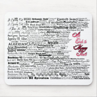 En Ode till många typsnitt Mousepad Musmatta