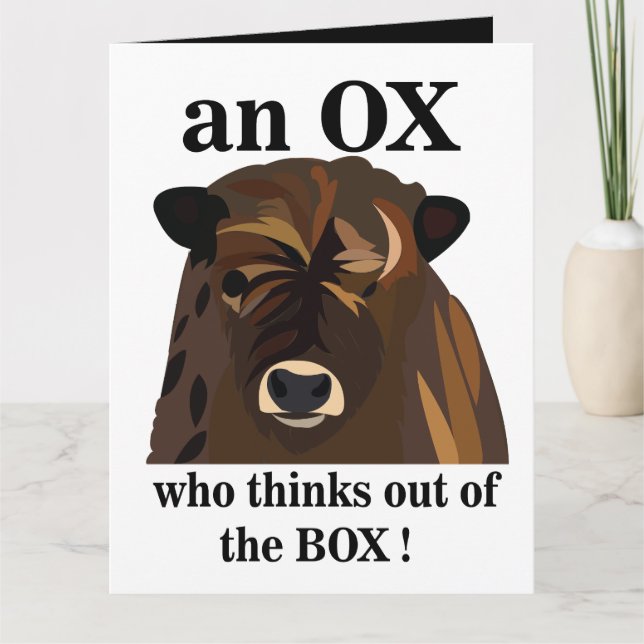 En Oxe Som Tänker Utanför Boxen Hälsning Kort (Framsida)