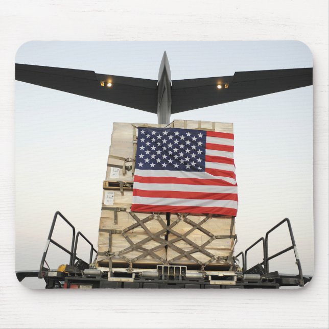 En pall med humanitärt bistånd musmatta (Framsidan)